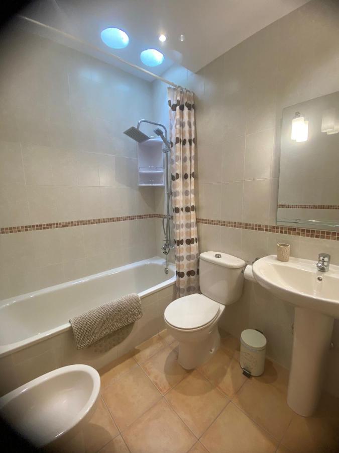 Casa Orilla! Beautiful Private Holiday Villa With Hot Tub ลาโอลีวา ภายนอก รูปภาพ