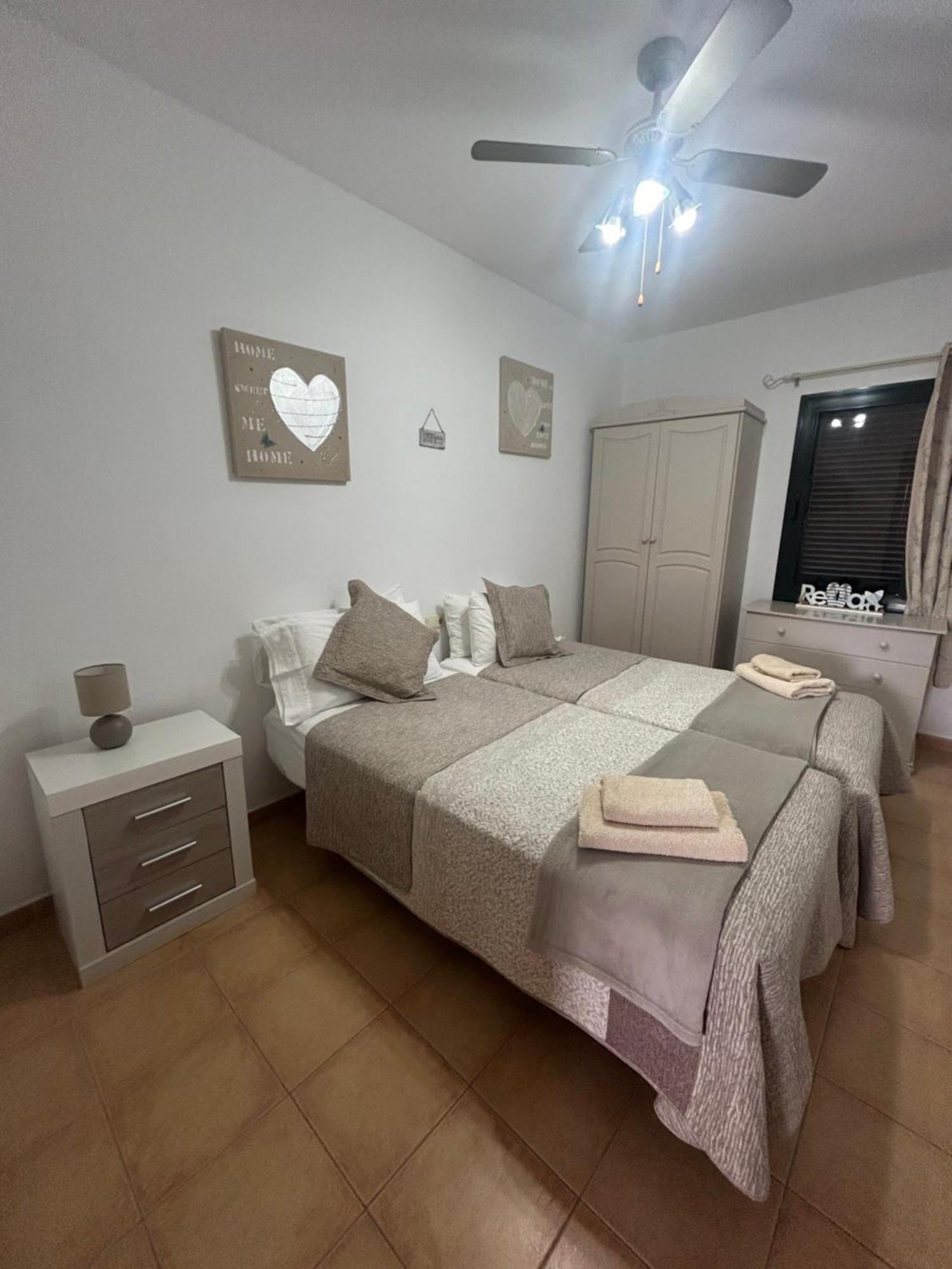 Casa Orilla! Beautiful Private Holiday Villa With Hot Tub ลาโอลีวา ภายนอก รูปภาพ
