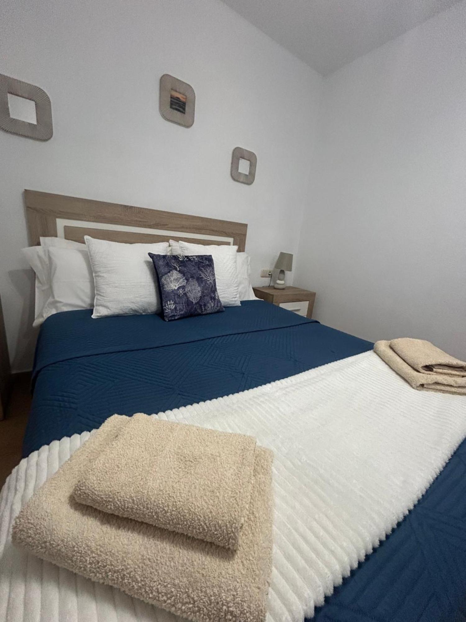 Casa Orilla! Beautiful Private Holiday Villa With Hot Tub ลาโอลีวา ภายนอก รูปภาพ